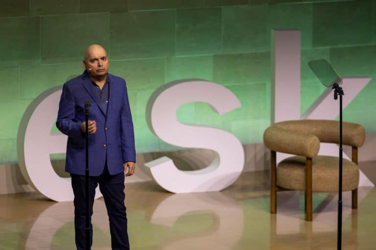 Customer Focus & Team Excellence: Shashi Upadhyay's Fast-Paced Method at Zendesk