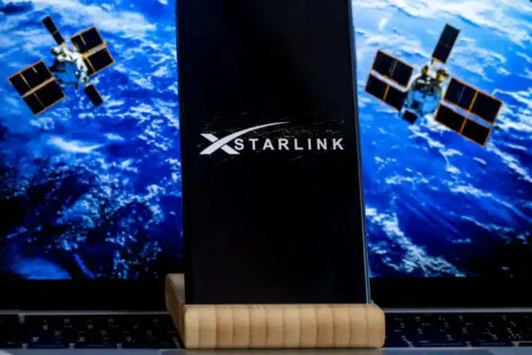 After revolutionizing rockets and space travel, Elon Musk is now turning his attention to our phones