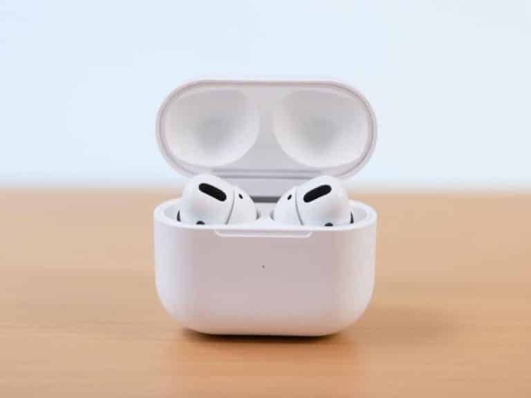 Tests des AirPods Pro 3 : de premiers retours enthousiastes