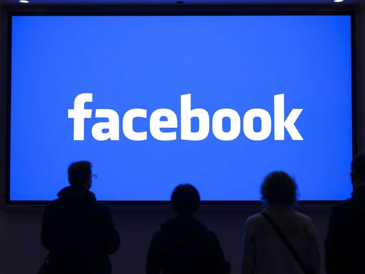 Facebook fait son come-back dans la recherche d'emploi, deux ans après avoir fermé sa plateforme