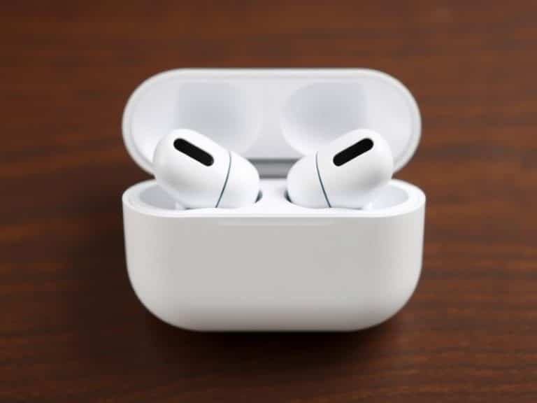 AirPods Pro 3  : des utilisateurs se plaignent d'un bruit parasite