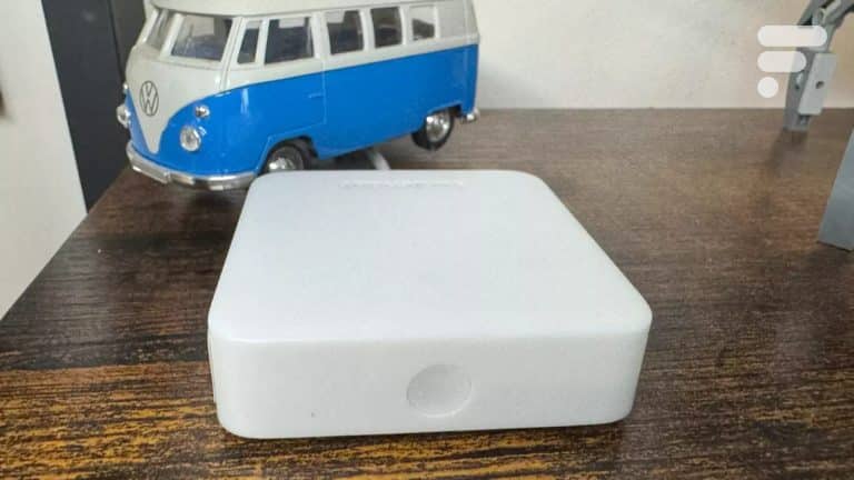 Ce boîter Matter contrôle les objets connectés de la maison : on a testé le SwitchBot Hub Mini