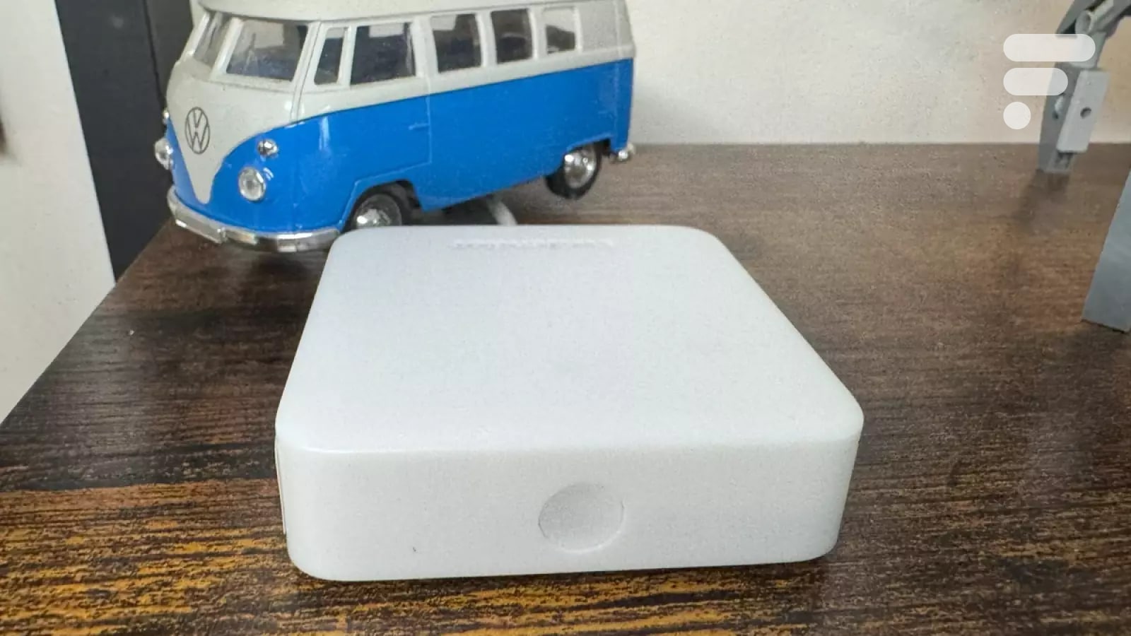 Ce boîter Matter contrôle les objets connectés de la maison : on a testé le SwitchBot Hub Mini