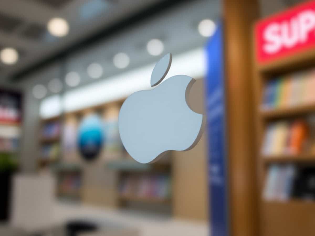 Experts call Apple's new lease plan an attempt to 'mask the effect of rising hardware costs'