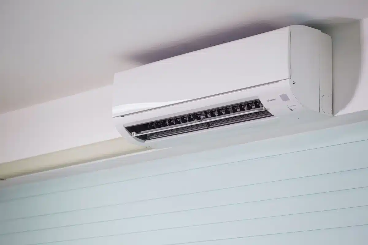 Portable air conditioner unit actively cooling a medium-sized room