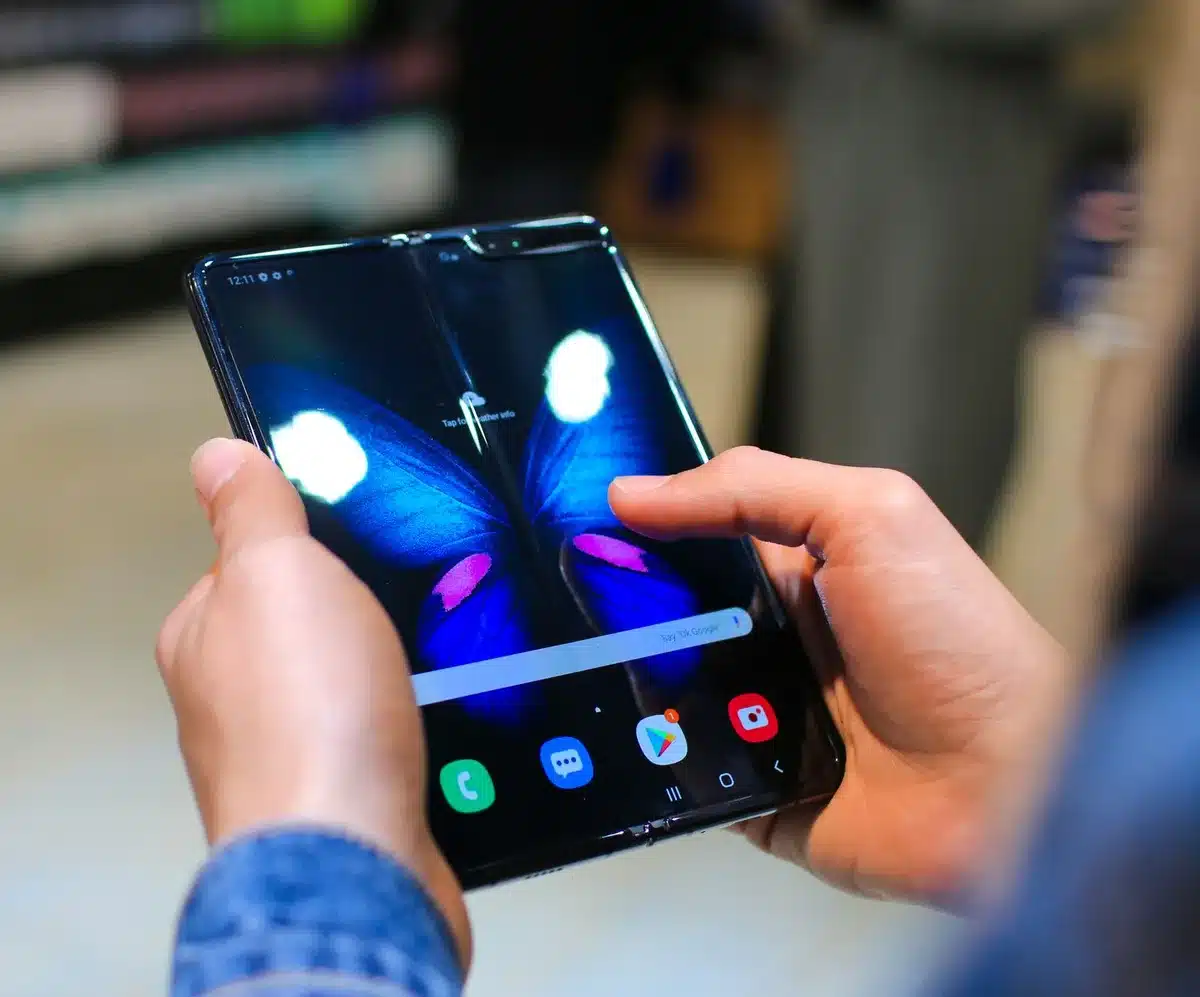 Écran OLED 6,3 pouces du Pixel 11 Pro avec bords fins et revêtement anti-rayures
